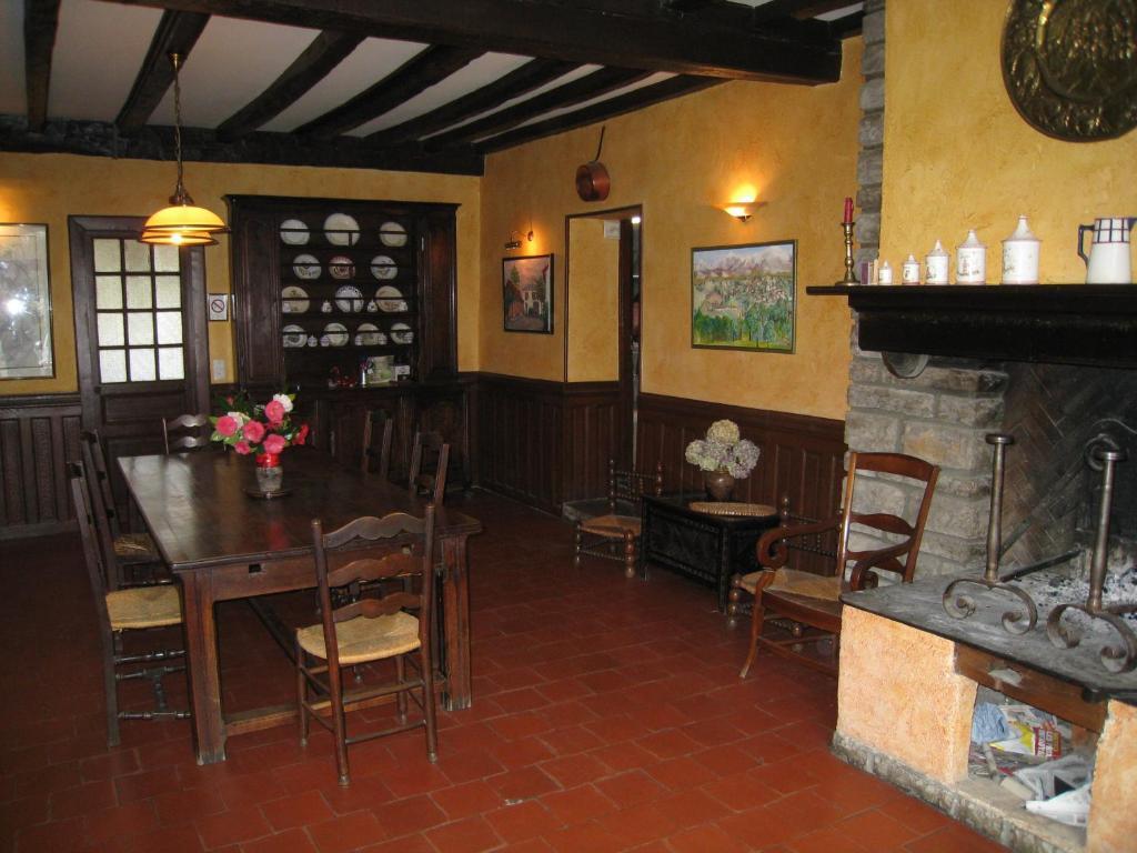 Chambres D'Hotes Closerie Du Guilhat Salies-de-Béarn Екстериор снимка
